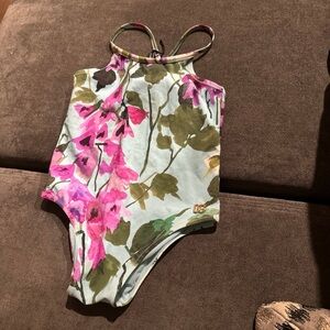 Baby girl, Dolce & Gabbana bathing suit 9 months 100% authentic ￼￼